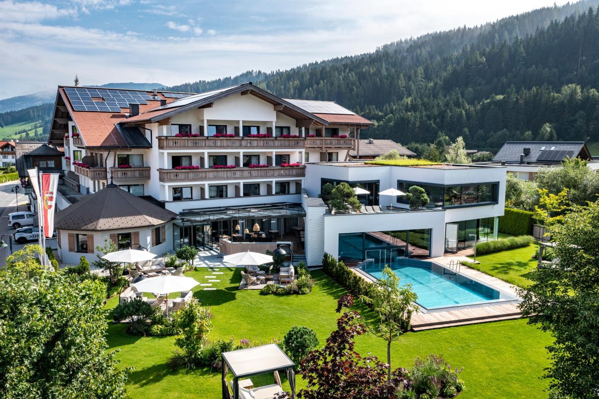 Superior Hotel Alpenhof Flachau Esterno foto